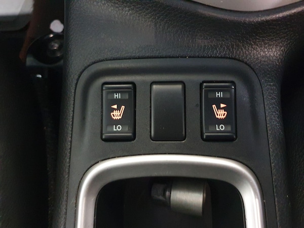 Used Nissan Navara 2019 for sale - 76306155: Photo 14