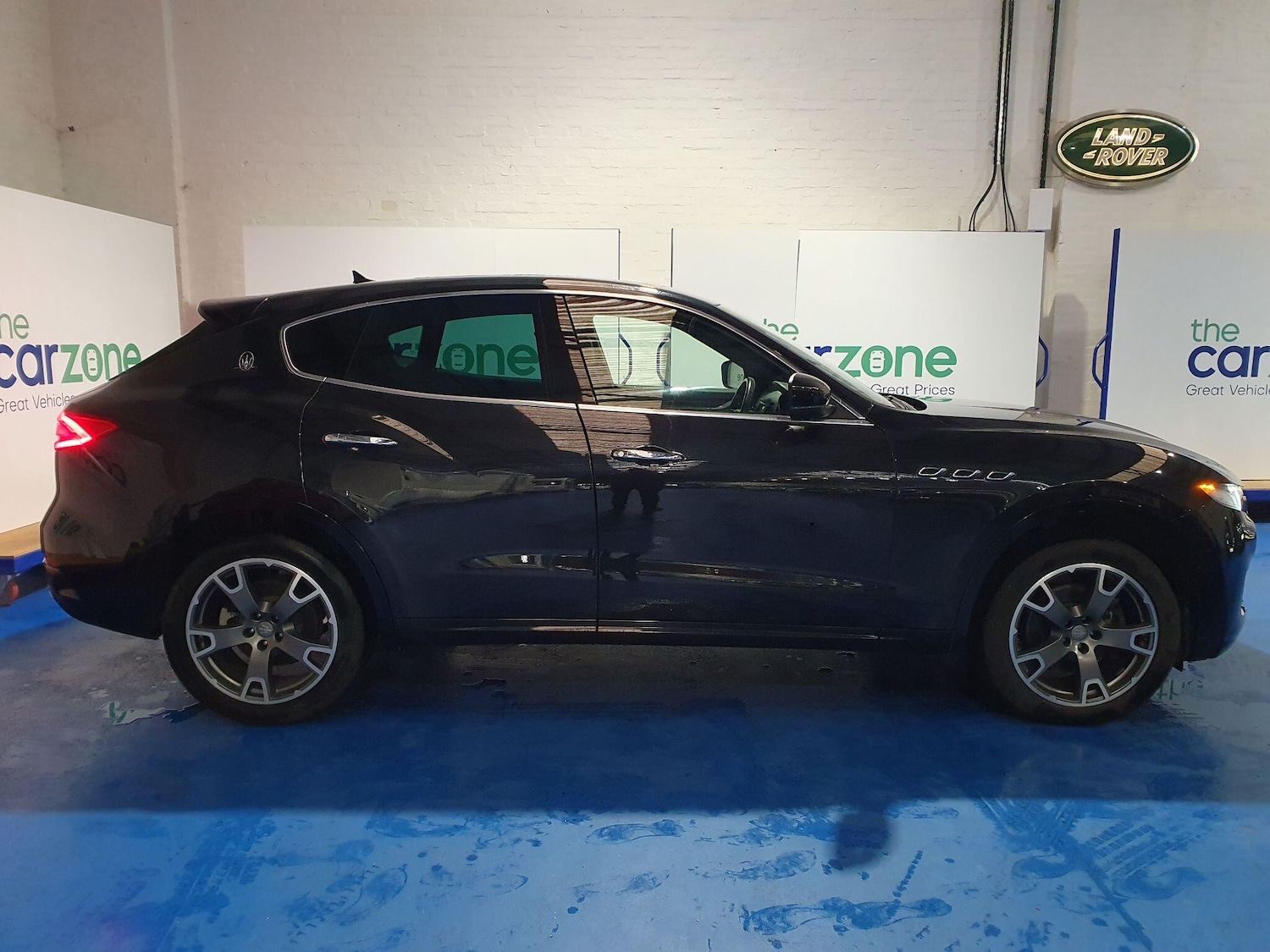 Used Maserati Levante 2018 for sale - 77015903: Photo 2