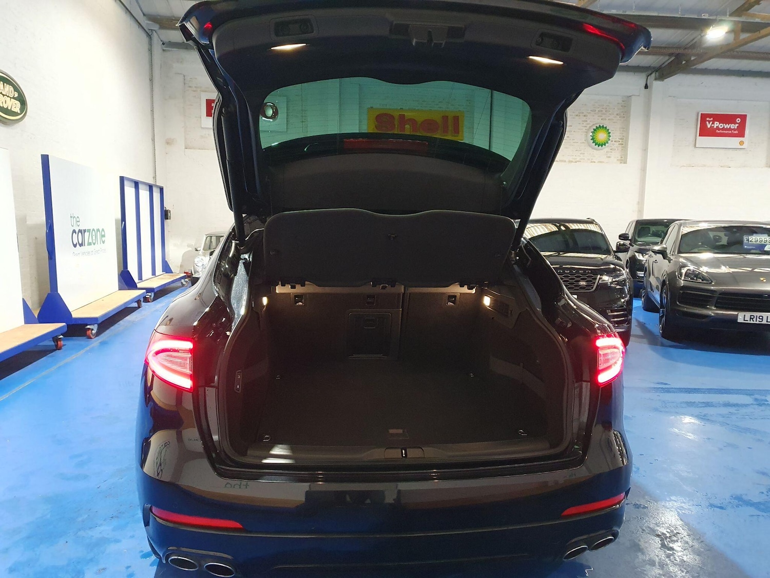 Used Maserati Levante 2018 for sale - 77015903: Photo 5