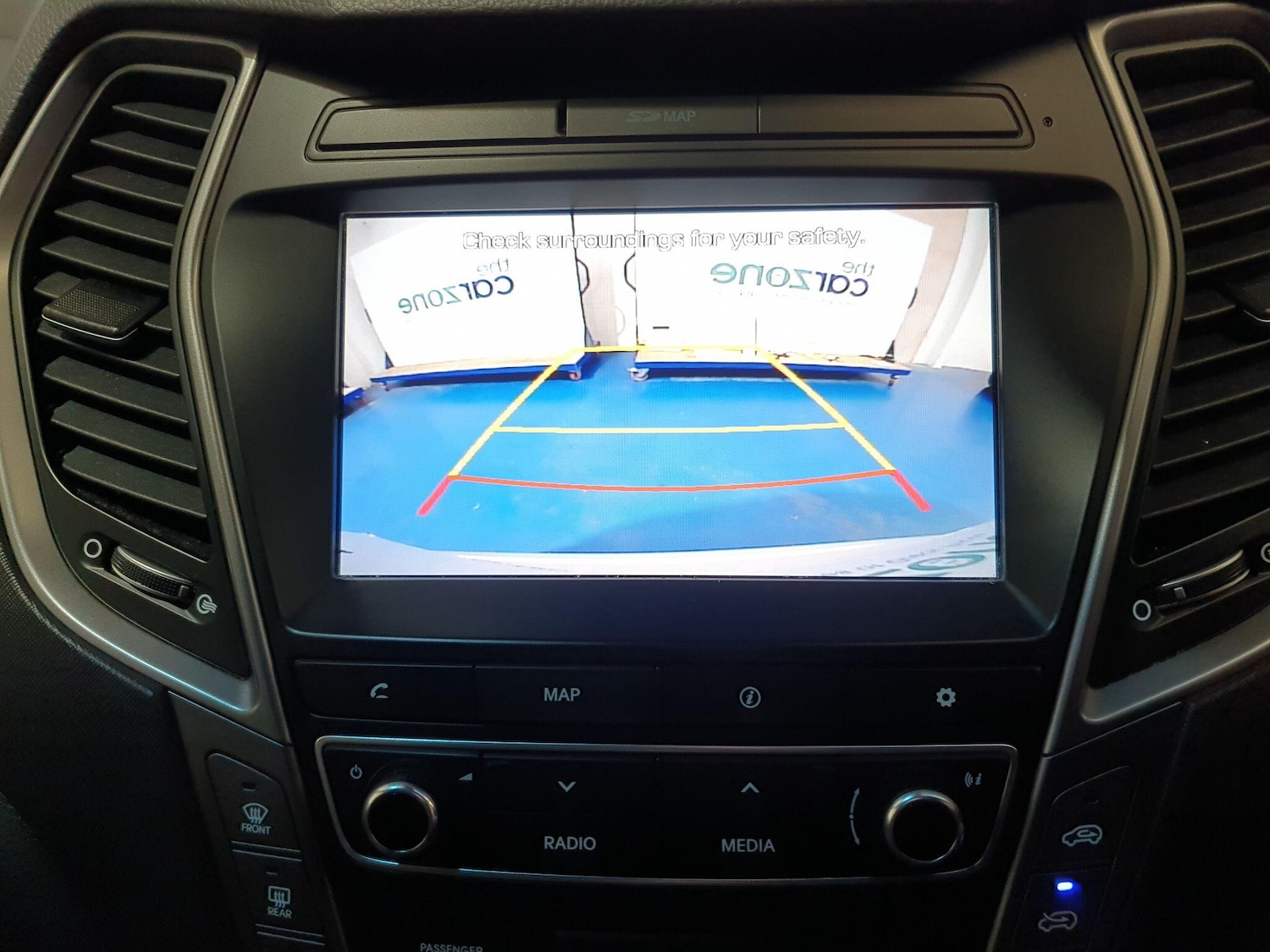 Used Hyundai Santa Fe 2016 for sale - 76996918: Photo 12