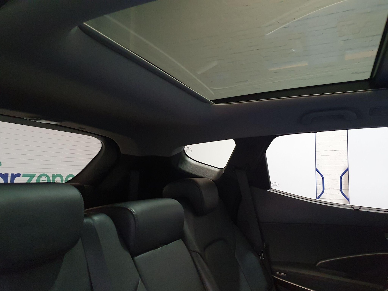 Used Hyundai Santa Fe 2016 for sale - 76996918: Photo 18