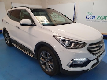 Used Hyundai Santa Fe 2016 for sale - 76996918: Photo