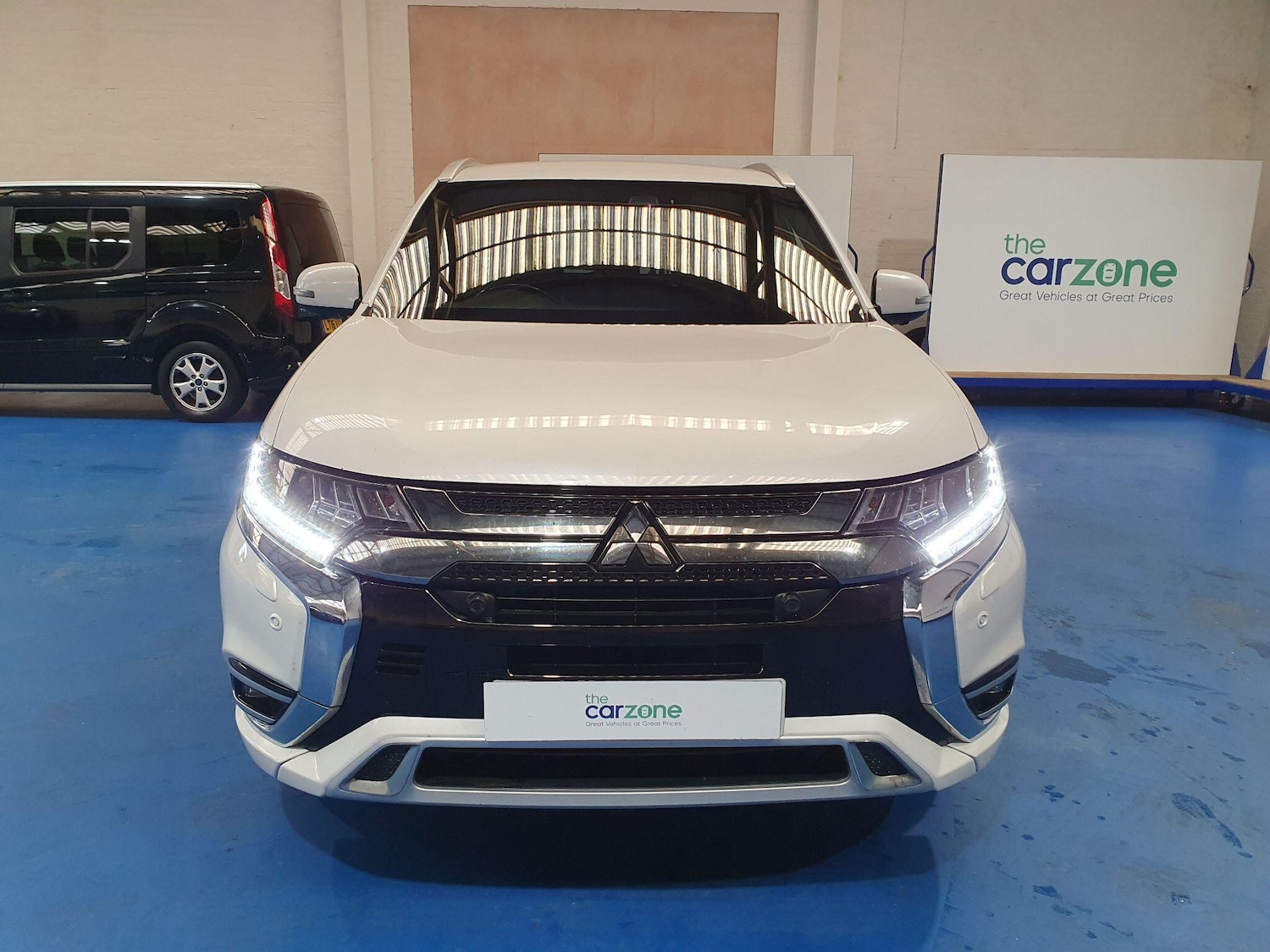 Used Mitsubishi Outlander 2018 for sale - 78046875: Photo 8