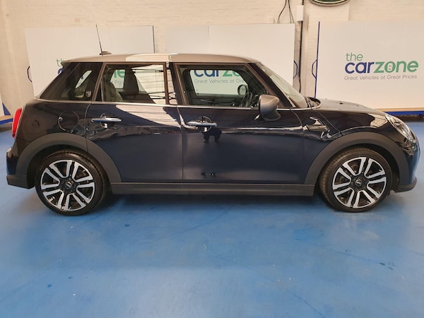 Used MINI Hatch 2022 for sale - 75520060: Photo 2