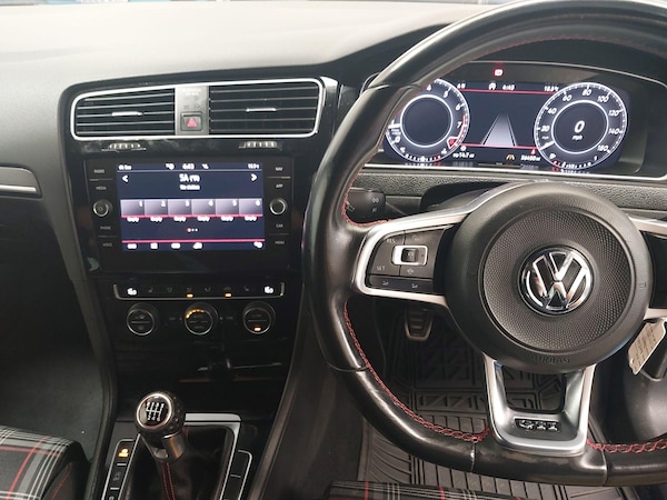 Used Volkswagen Golf 2019 for sale - 75145250: Photo 14