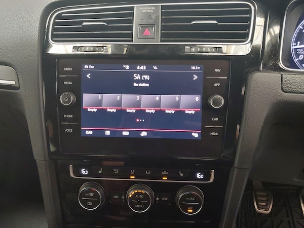 Used Volkswagen Golf 2019 for sale - 75145250: Photo 15