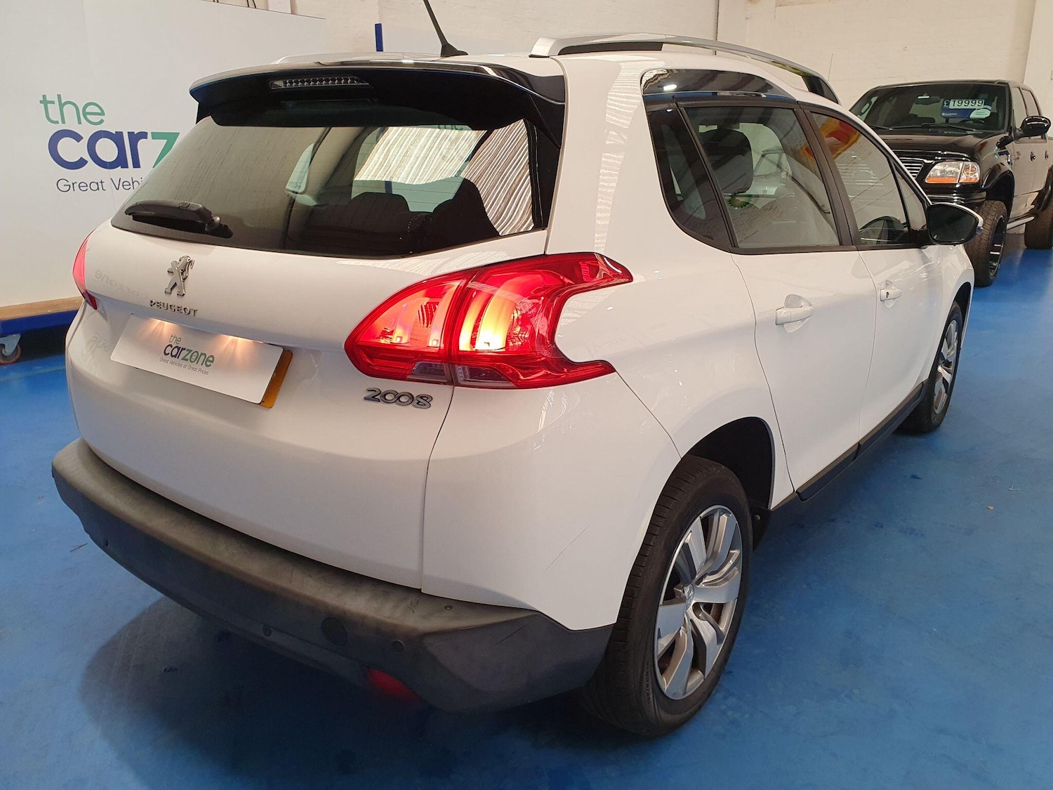Used Peugeot 2008 for sale - 77794423: Photo 3