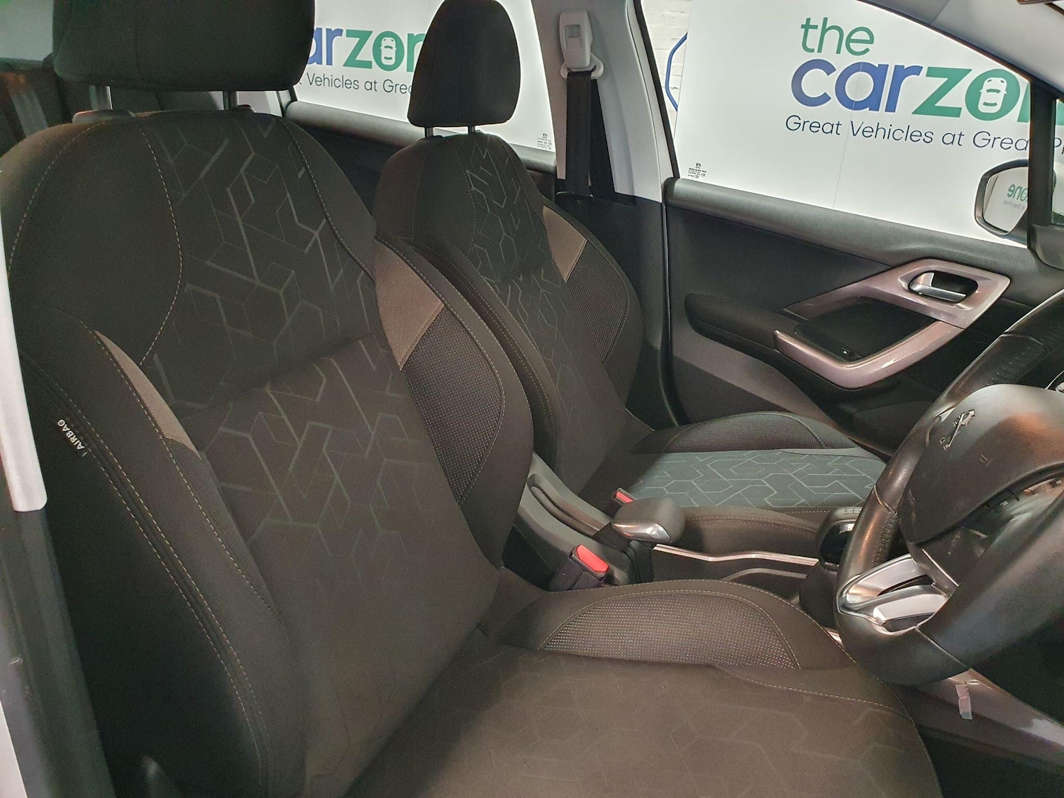 Used Peugeot 2008 for sale - 77794423: Photo 9