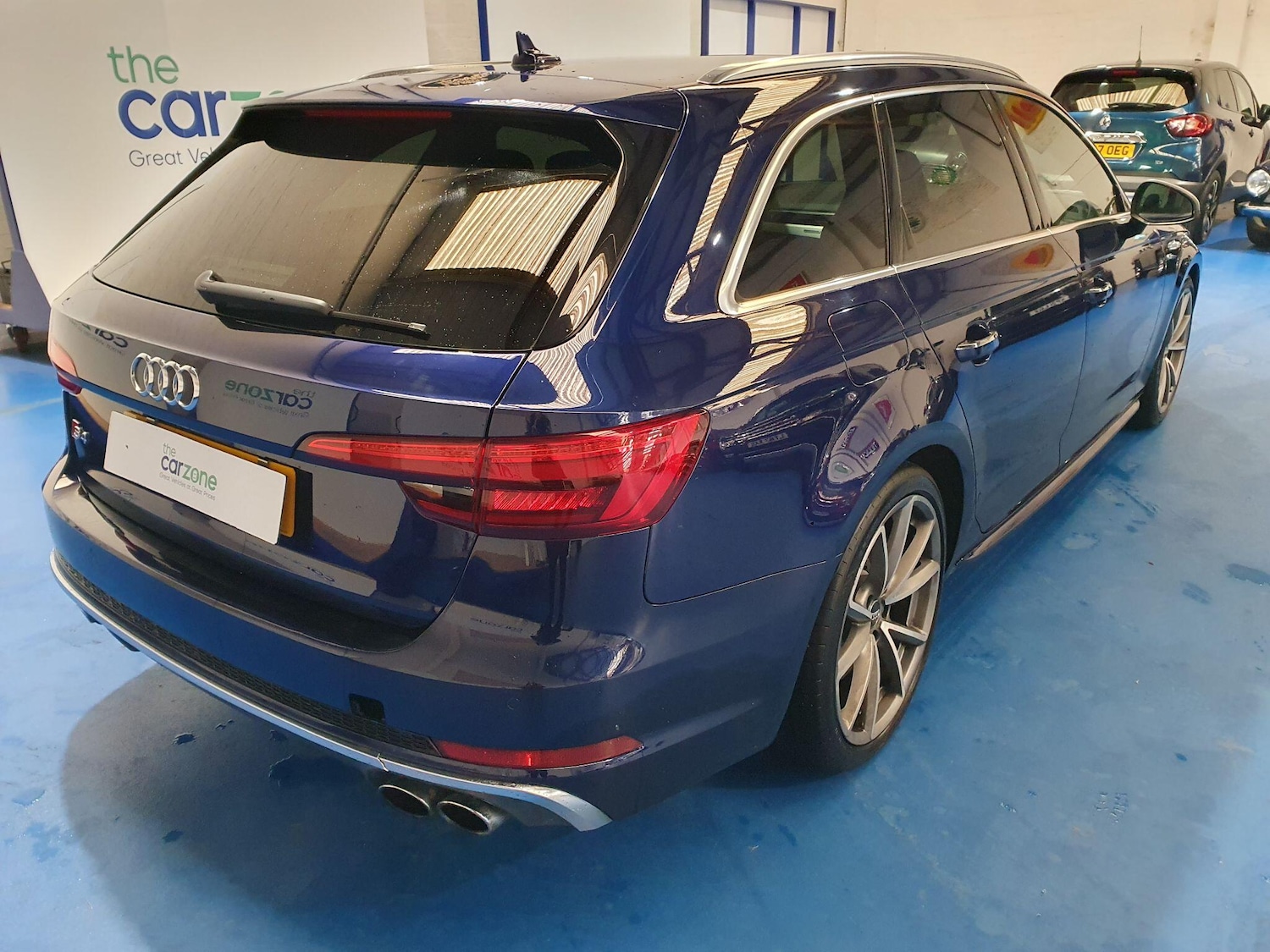 Used Audi A4 2017 for sale - 77587193: Photo 3