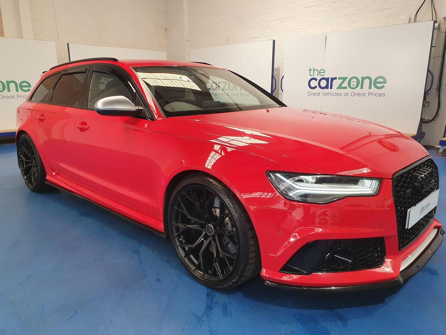 Used Audi RS6 Avant 2015 for sale - 76389338: Photo 1