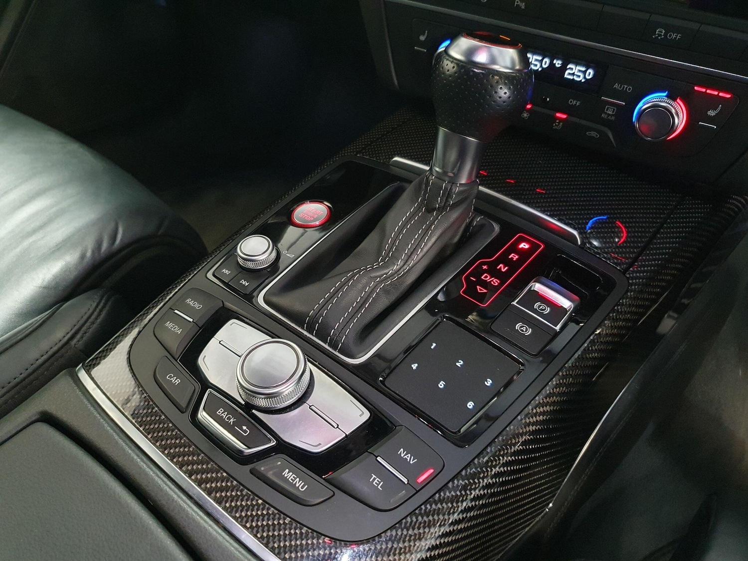 Used Audi RS6 Avant 2015 for sale - 76389338: Photo 16