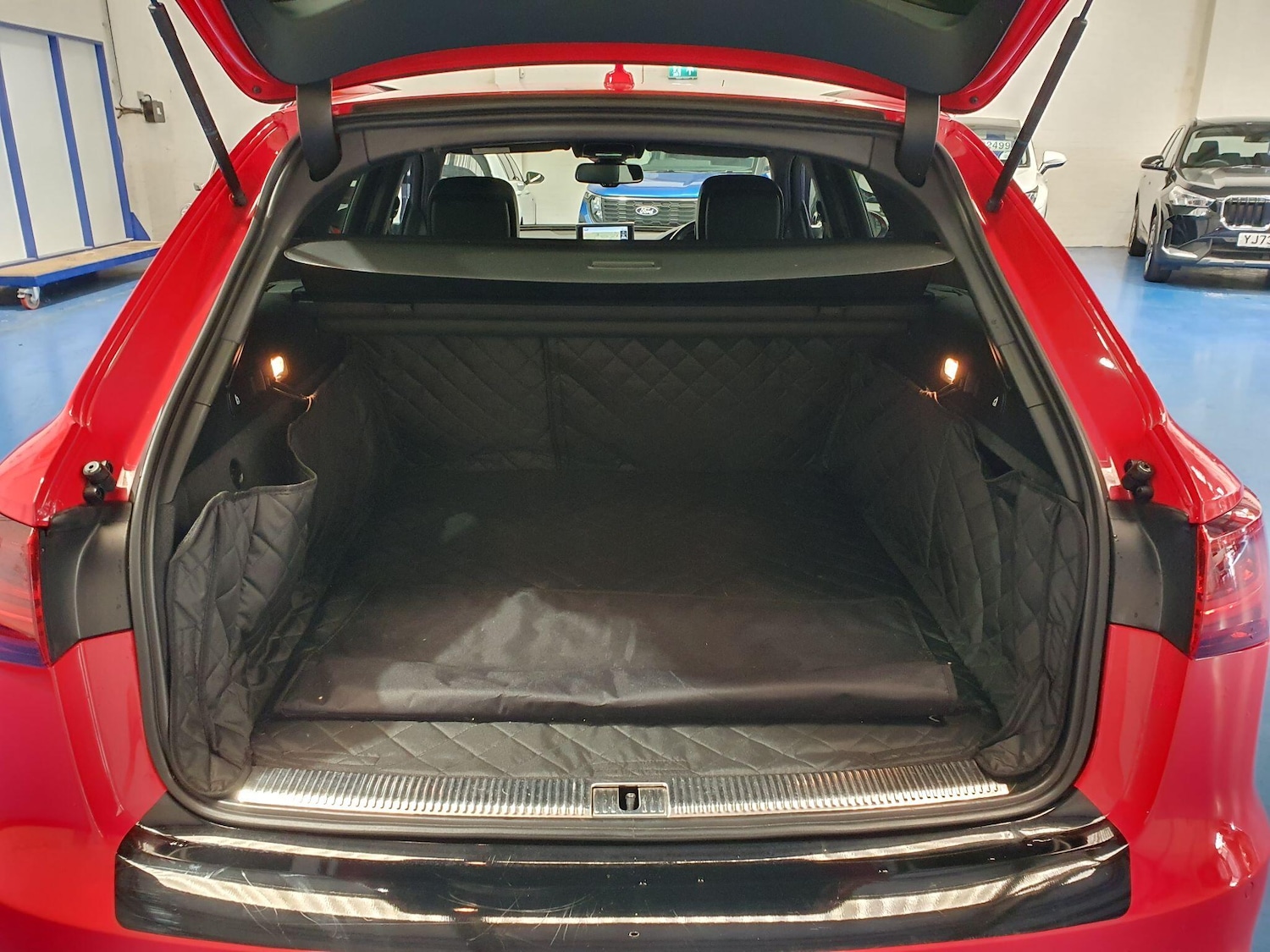 Used Audi RS6 Avant 2015 for sale - 76389338: Photo 18