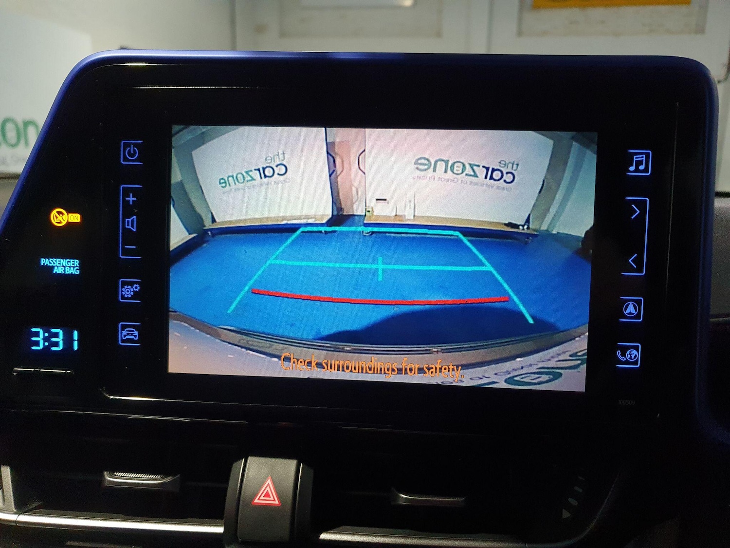 Used Toyota C-HR 2017 for sale - 76965395: Photo 11