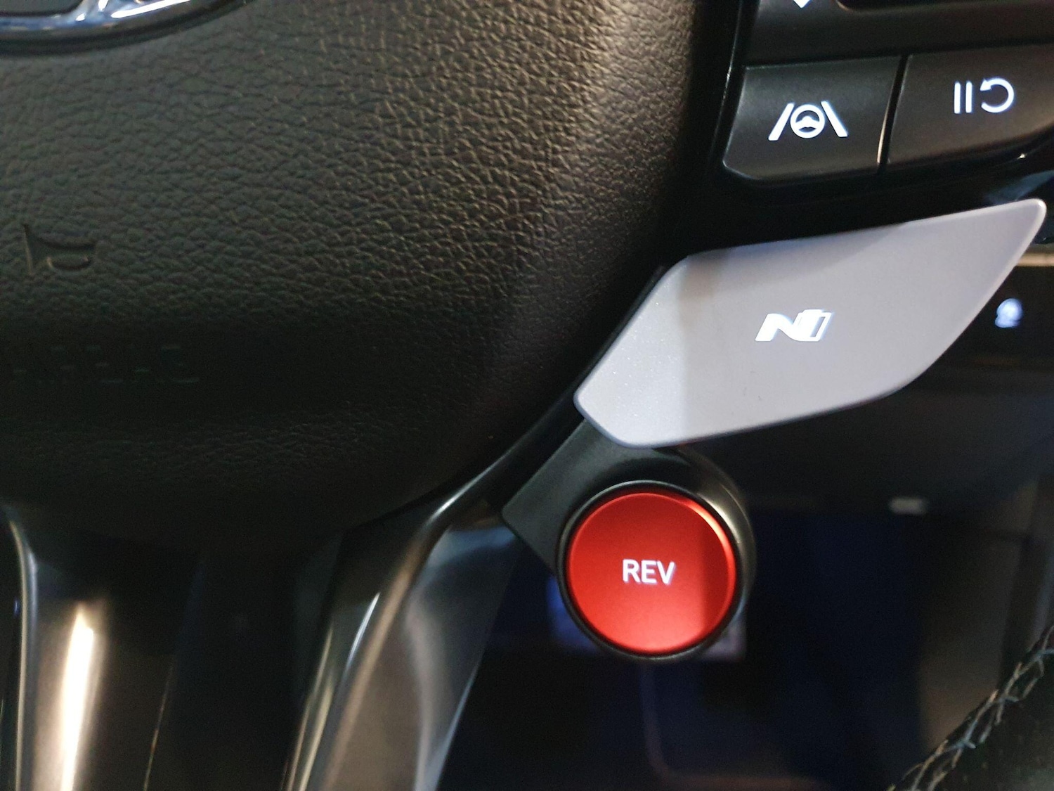 Used Hyundai i20 2023 for sale - 77657756: Photo 15