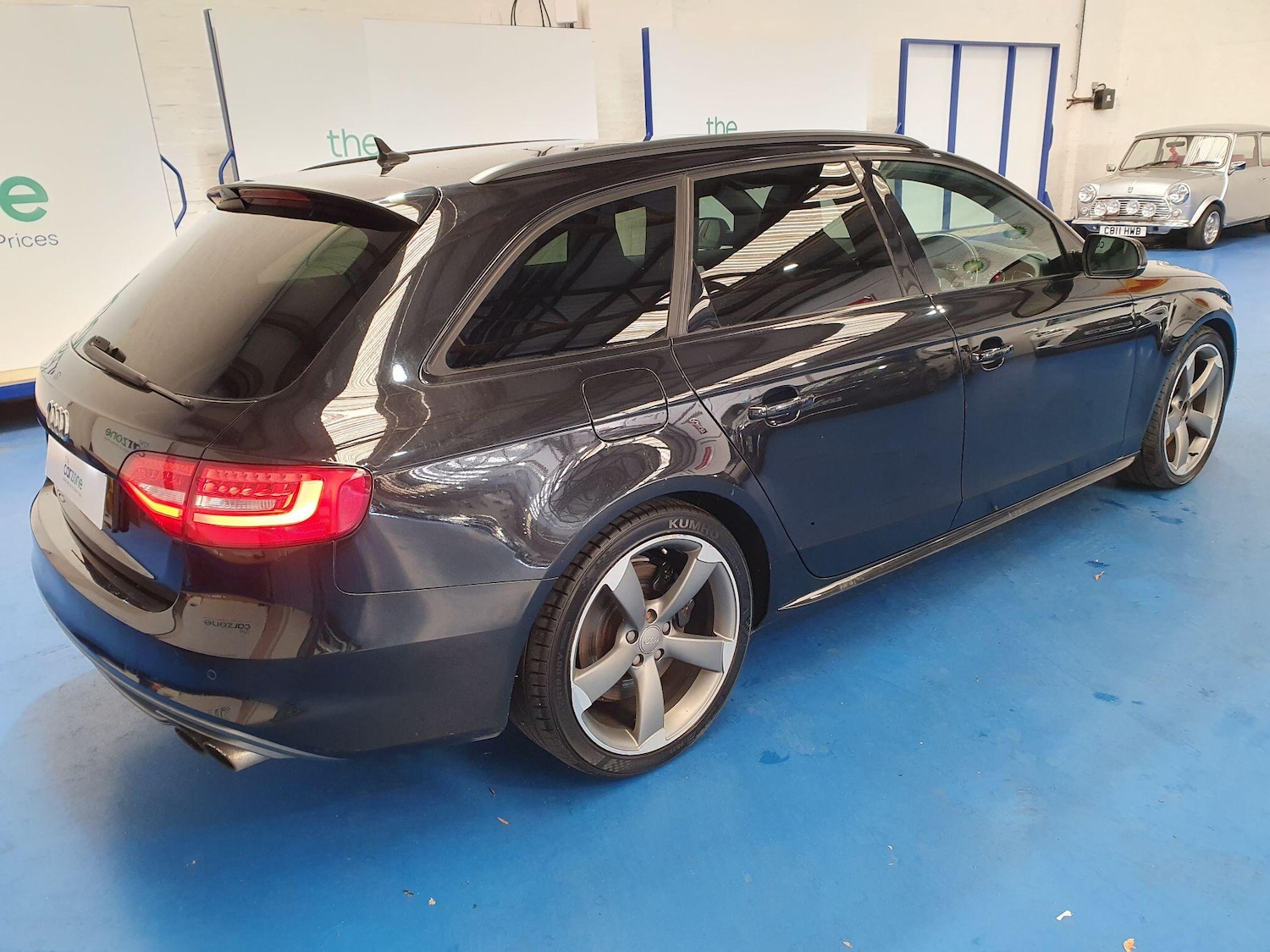 Used Audi A4 2014 for sale - 76473642: Photo 3