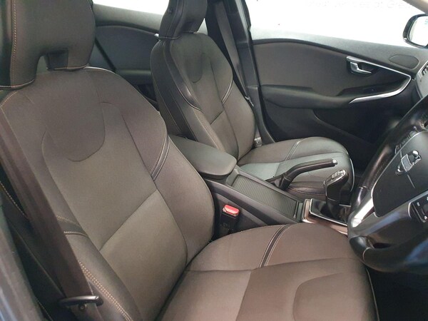 Used Volvo V40 Cross Country 2014 for sale - 75430691: Photo 9