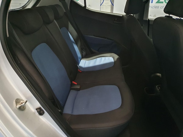 Used Hyundai i10 2014 for sale - 76270725: Photo 13