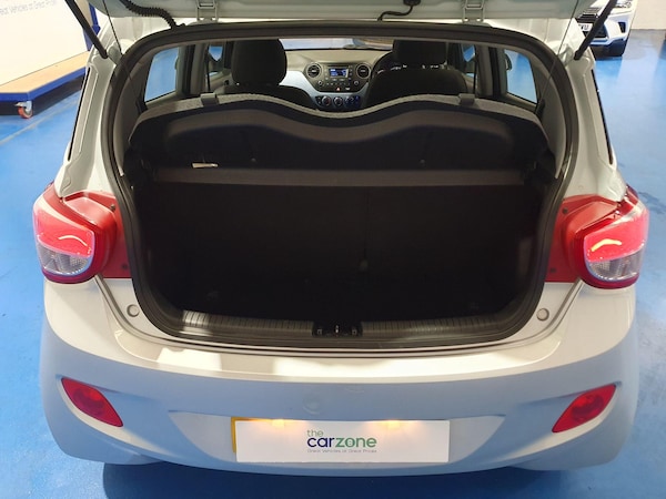 Used Hyundai i10 2014 for sale - 76270725: Photo 14