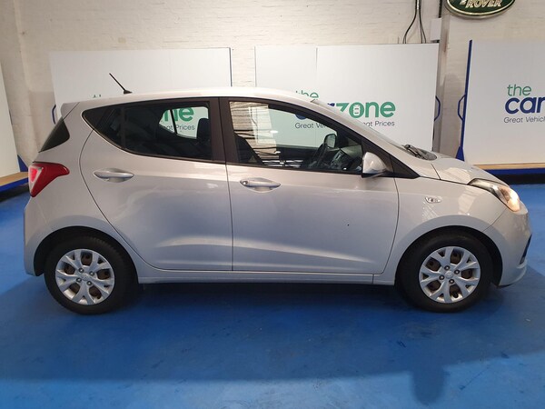 Used Hyundai i10 2014 for sale - 76270725: Photo 2