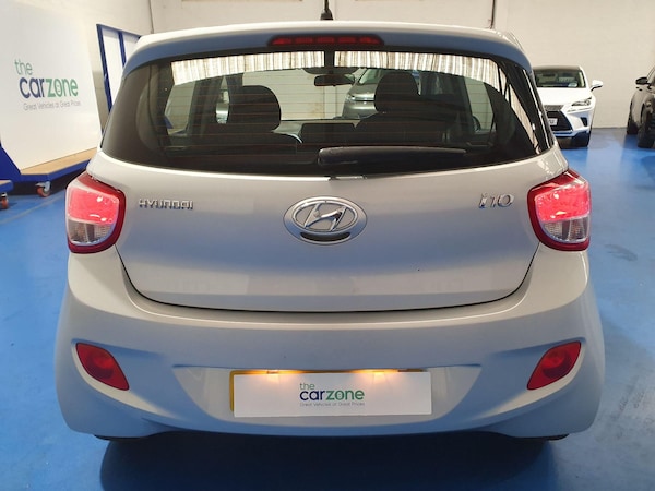 Used Hyundai i10 2014 for sale - 76270725: Photo 4