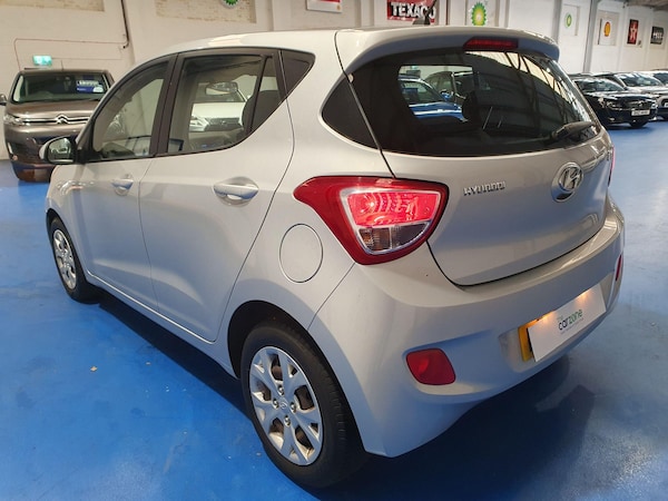 Used Hyundai i10 2014 for sale - 76270725: Photo 5