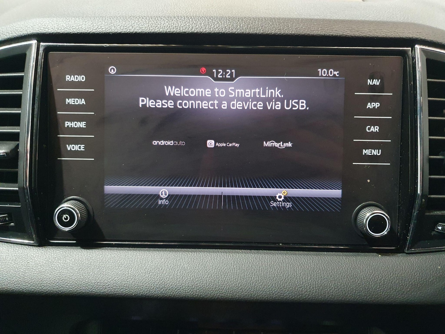 Used Skoda Karoq 2018 for sale - 76965481: Photo 12