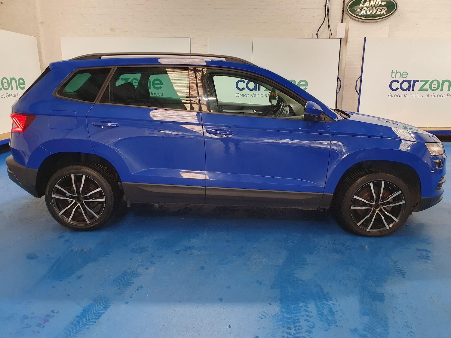 Used Skoda Karoq 2018 for sale - 76965481: Photo 2