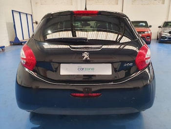 Used Peugeot 208 2013 for sale - 79441047: Photo