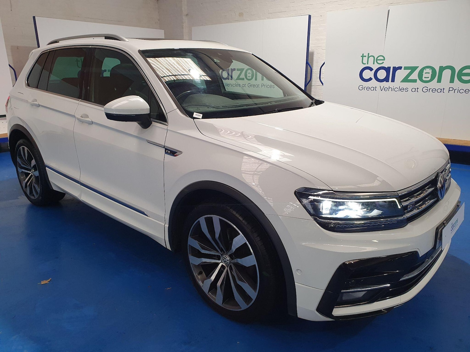 Used Volkswagen Tiguan 2019 for sale - 76765291: Photo 1