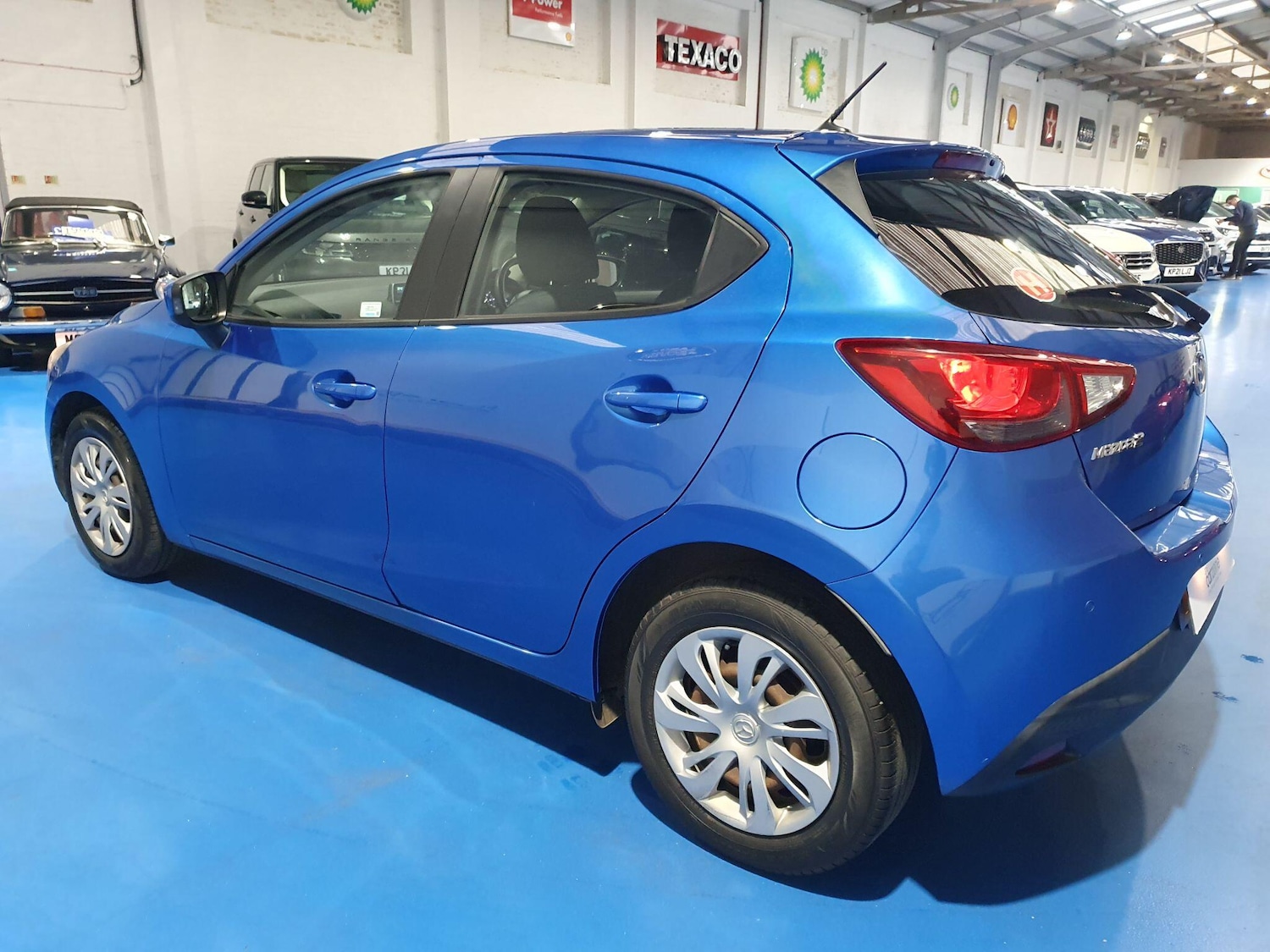 Used Mazda Mazda2 2015 for sale - 77456446: Photo 5