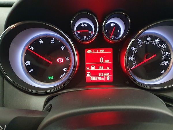 Used Vauxhall Astra 2012 for sale - 76259492: Photo 11