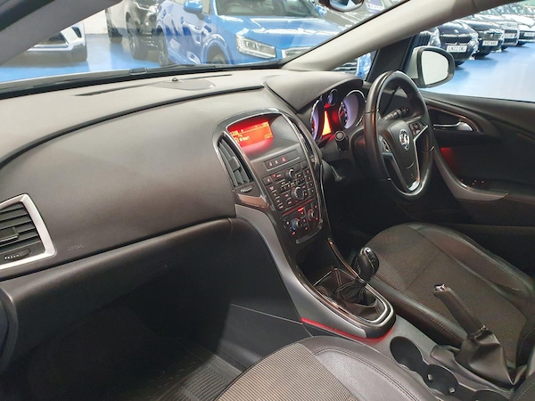Used Vauxhall Astra 2012 for sale - 76259492: Photo 15