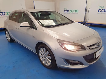 2012 (62) - 2.0 CDTi ecoFLEX SE Euro 5 (s/s) 5dr