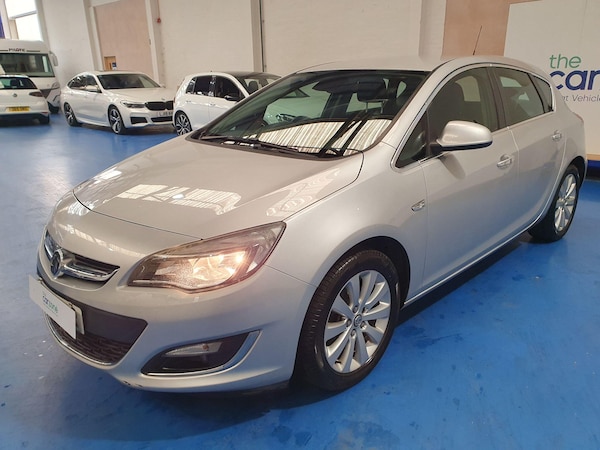 Used Vauxhall Astra 2012 for sale - 76259492: Photo 7