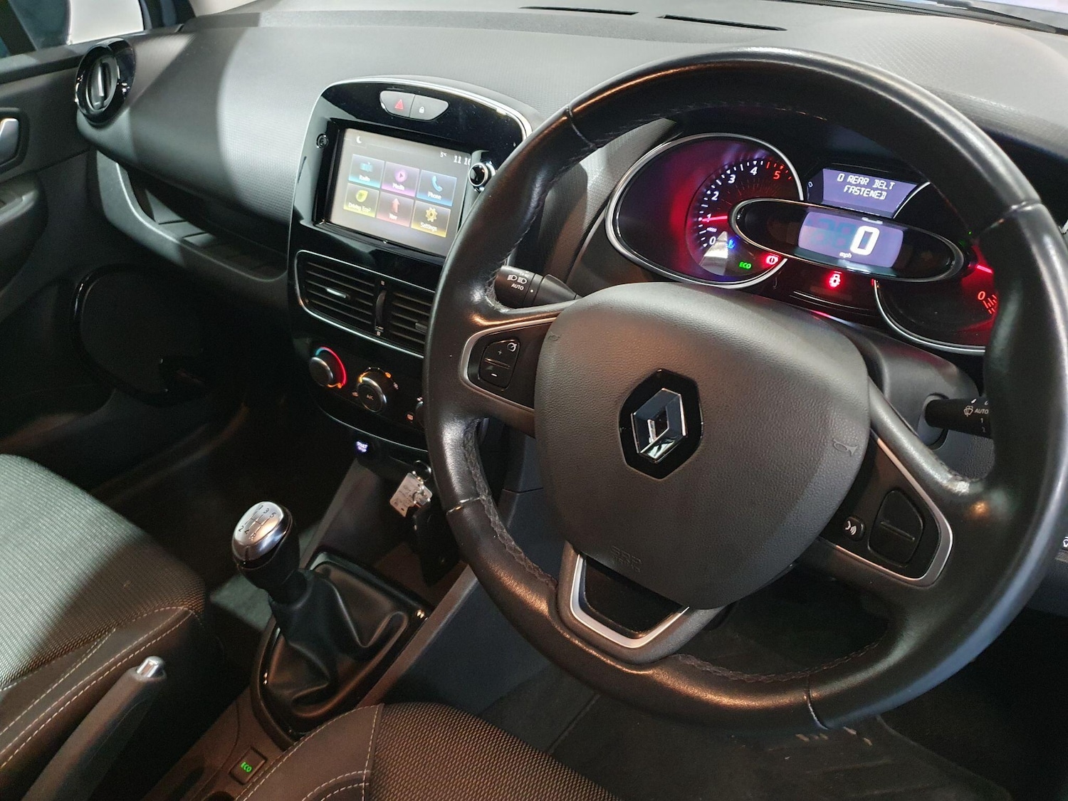 Used Renault Clio 2017 for sale - 77469192: Photo 10