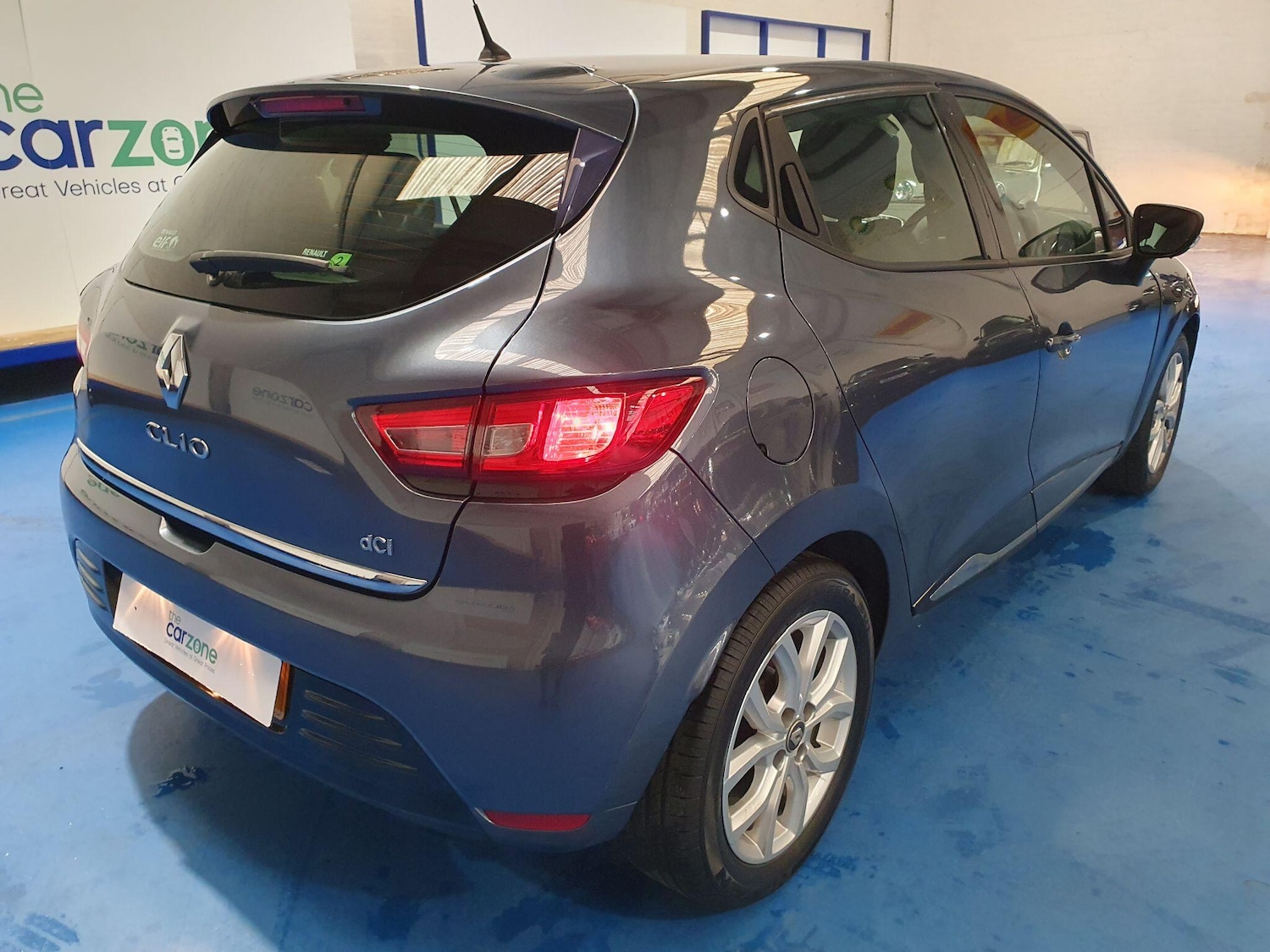 Used Renault Clio 2017 for sale - 77469192: Photo 3