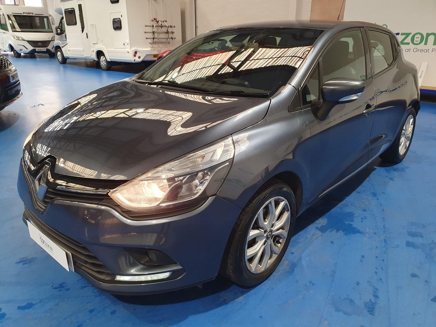 Used Renault Clio 2017 for sale - 77469192: Photo 7