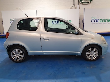 Used Toyota Yaris 2004 for sale - 77216238: Photo