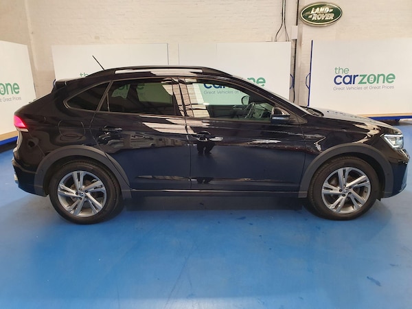 Used Volkswagen Taigo 2023 for sale - 75145181: Photo 2