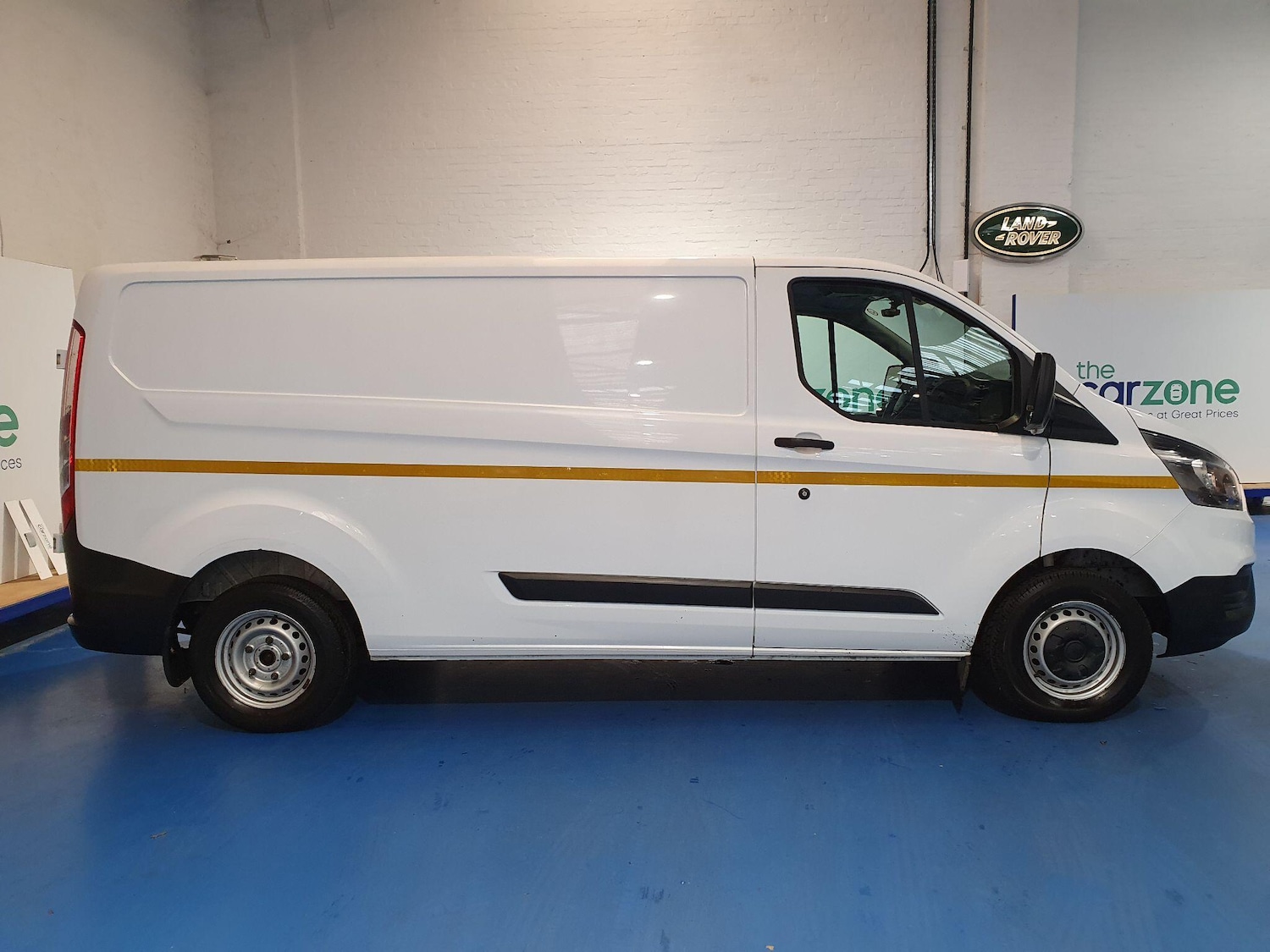Used Ford Transit Custom 2018 for sale - 76612981: Photo 2
