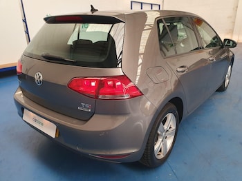 Used Volkswagen Golf 2016 for sale - 79181764: Photo