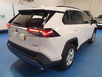 Used Toyota RAV4 2019 for sale - 78843472: Photo