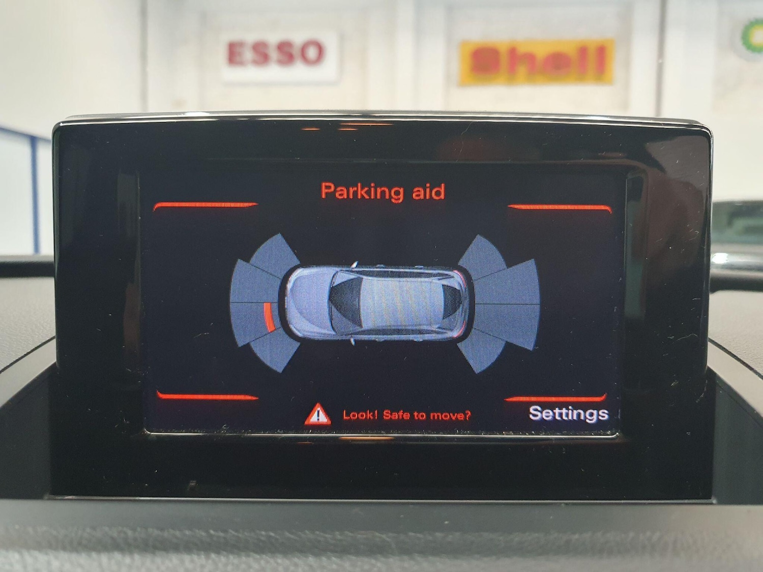 Used Audi Q3 2014 for sale - 77671726: Photo 11