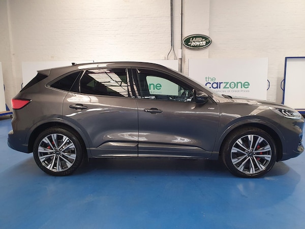 Used Ford Kuga 2022 for sale - 76001889: Photo 2