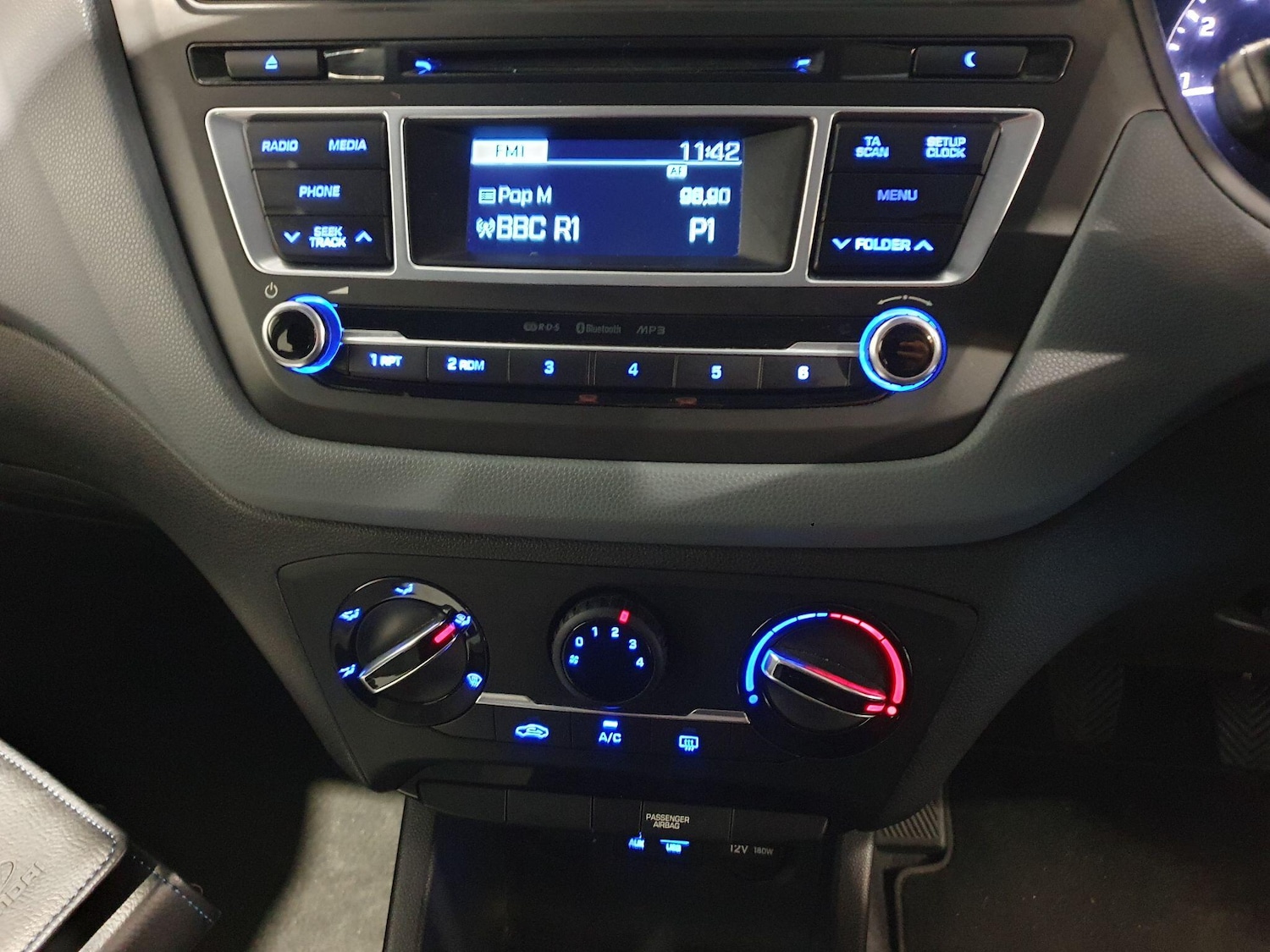 Used Hyundai i20 2016 for sale - 77695746: Photo 14