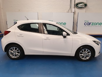 Used Mazda Mazda2 2015 for sale - 75949092: Photo