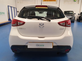 Used Mazda Mazda2 2015 for sale - 75949092: Photo