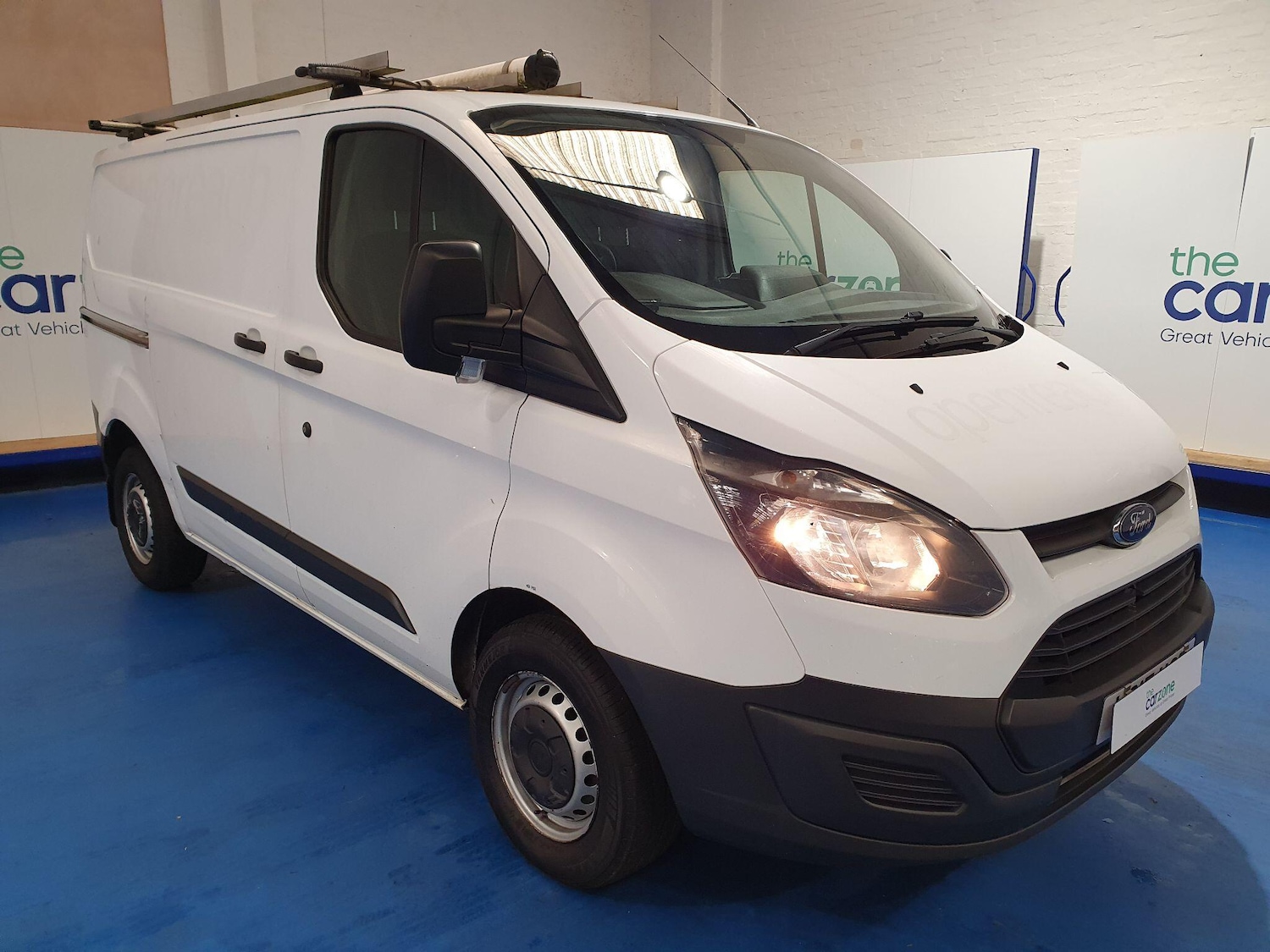 Used Ford Transit Custom 2017 for sale - 76765910: Photo 1