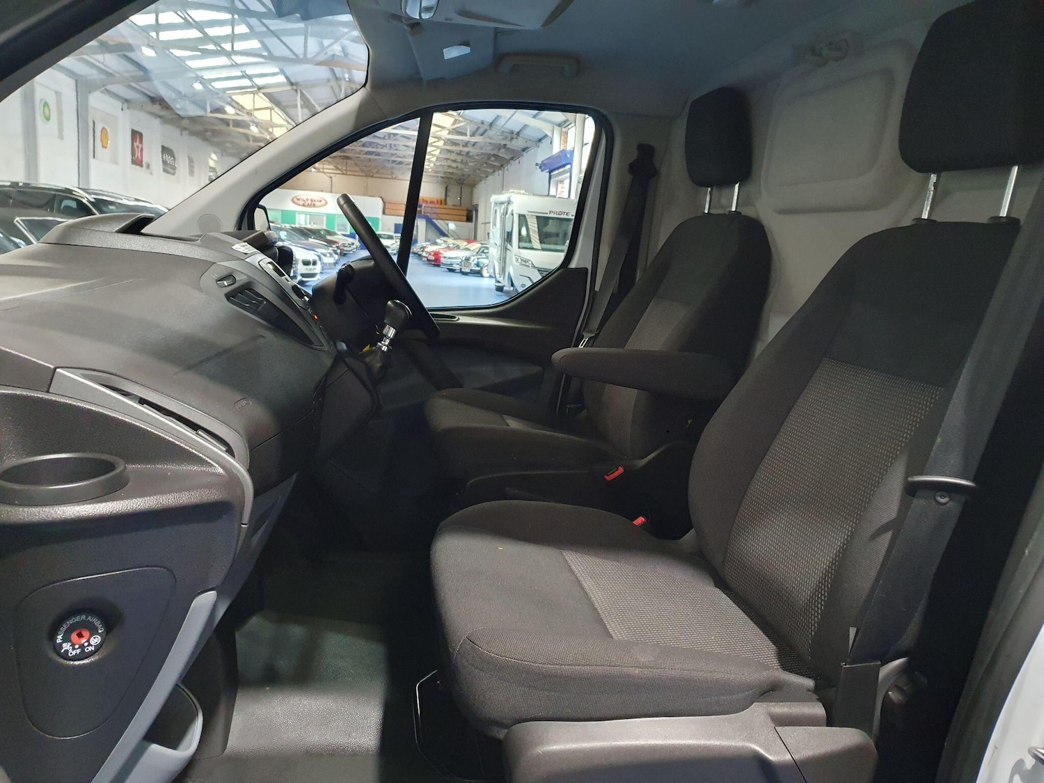 Used Ford Transit Custom 2017 for sale - 76765910: Photo 14