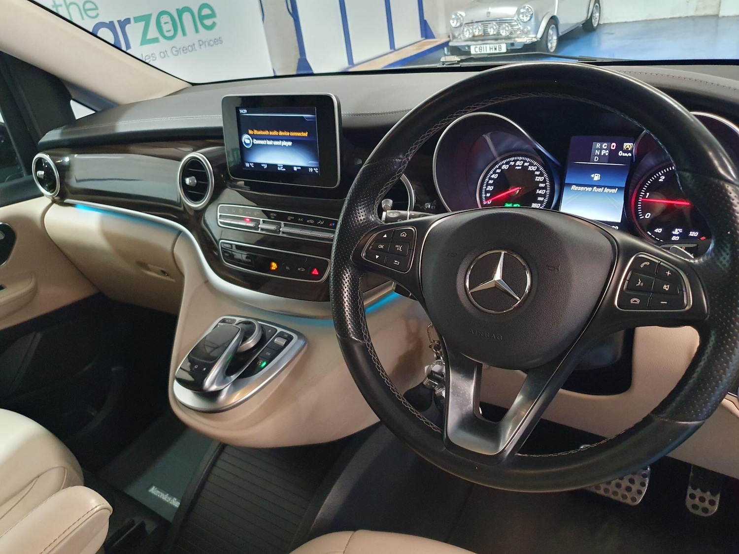 Used Mercedes-Benz V-Class 2016 for sale - 76667423: Photo 10